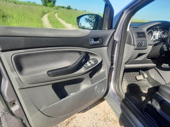 2012 Ford Kuga I, коричневый, 1100000 рублей - вид 7
