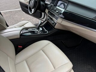 2010 BMW 5 серии 528i VI (F10/F11/F07), белый, 1450000 рублей, вид 4