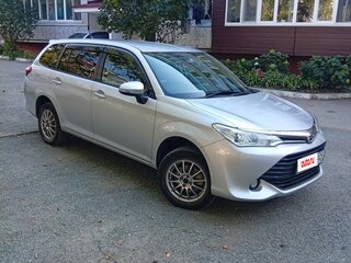 2016 Toyota Corolla Fielder XI (E160, E170, E180) Рестайлинг 1, серебристый, 1000000 рублей, вид 2
