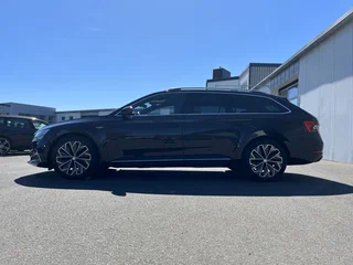 2023 Skoda Superb III Рестайлинг, чёрный, 3350000 рублей, вид 4
