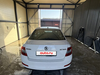 2015 Skoda Octavia III (A7), белый, 1150000 рублей, вид 3
