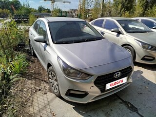 2020 Hyundai Solaris II, серебристый, 825000 рублей, вид 2