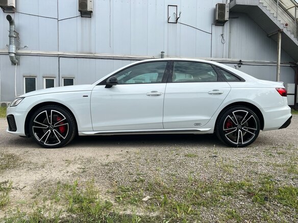 2020 Audi A4 V (B9), белый, 3999999 рублей - вид 15