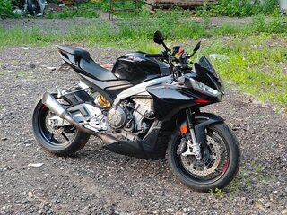 2022 Aprilia Tuono 660, чёрный, 990000 рублей, вид 1