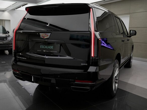 2025 Cadillac Escalade ESV V Рестайлинг, чёрный - вид 5