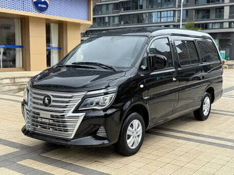 Forthing Lingzhi M5