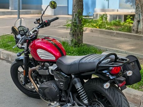 2023 Triumph Speed Twin, красный, 1050000 рублей, вид 2