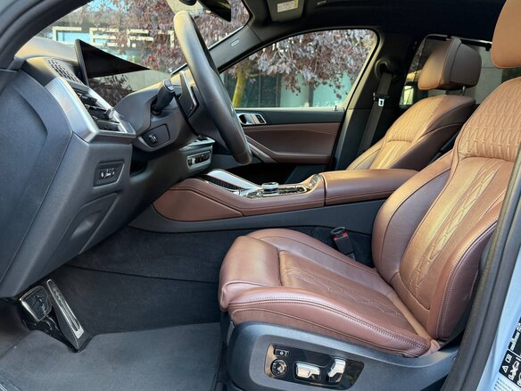 2024 BMW X6 40i III (G06) Рестайлинг, серый - вид 14