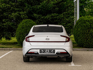2022 Hyundai Sonata VIII (DN8), белый, 2525000 рублей, вид 5