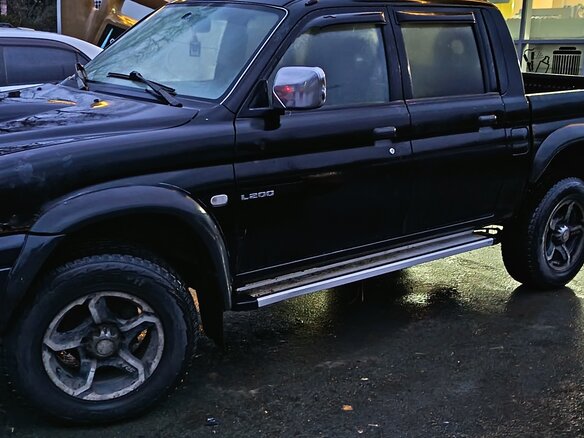2006 Mitsubishi L-Series, чёрный, 890000 рублей - вид 4