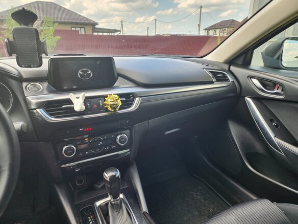 2016 Mazda 6 III (GJ) Рестайлинг, коричневый, 1500000 рублей - вид 10