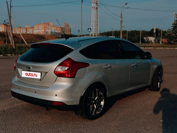 2012 Ford Focus III, серебристый, 950000 рублей - вид 2