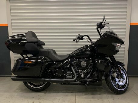 2026 Harley-Davidson Road Glide Limited, чёрный, 4650000 рублей, вид 2