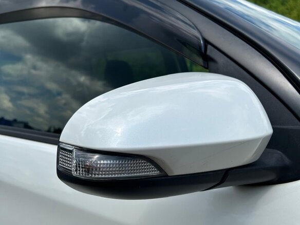 2017 Daihatsu Boon III, белый - вид 15