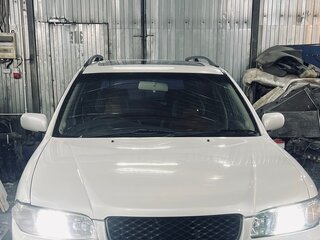 1998 Nissan Avenir II (W11), белый, 690000 рублей, вид 4