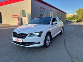 2016 Skoda Superb III, белый, 1700000 рублей, вид 2