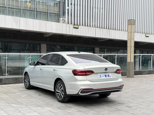 2023 Volkswagen Lavida III Рестайлинг, белый, 1120000 рублей - вид 5