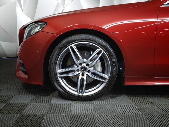2019 Mercedes-Benz E-Класс 200 V (W213, S213, C238), красный, 3800000 рублей - вид 8