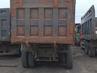 2022 Shacman (Shaanxi) SX3254, красный, 3697000 рублей, вид 4