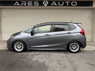2019 Honda Fit III Рестайлинг, серый, 970000 рублей, вид 2