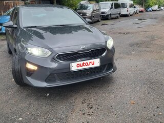 2018 Kia Ceed III, серый, 1644000 рублей, вид 3