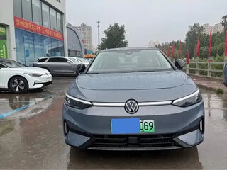 2024 Volkswagen ID.7 85 kWh, голубой, 3988099 рублей, вид 2