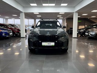 2023 BMW X5 M60i IV (G05/G18) Рестайлинг, серый, 12890000 рублей, вид 3