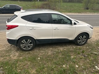 2014 Hyundai ix35 I Рестайлинг, белый, 1370000 рублей, вид 3