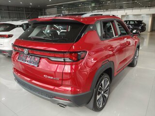 2024 Changan CS35 Plus I Рестайлинг, красный, 2709900 рублей, вид 5