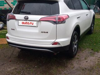 2017 Toyota RAV4 IV (XA40) Рестайлинг, белый, 2250000 рублей, вид 3