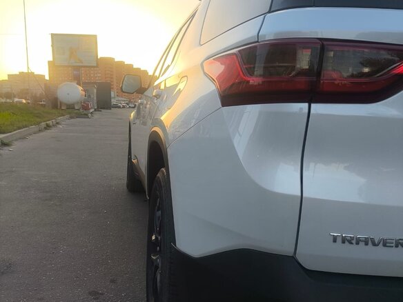 2018 Chevrolet Traverse II, белый, 2900000 рублей - вид 19