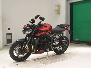2024 Triumph Street Triple, красный, 1022000 рублей, вид 4