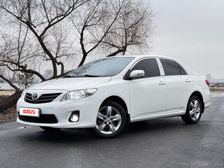 2012 Toyota Corolla X (E140, E150) Рестайлинг, белый, 929000 рублей, вид 1