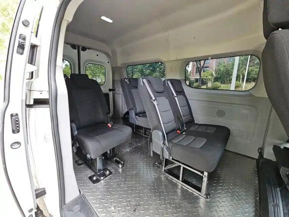2023 Maxus V70, белый - вид 14