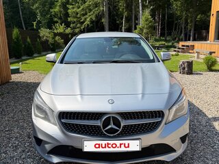 2013 Mercedes-Benz CLA 200 I (C117, X117), серебристый, 1700000 рублей, вид 1