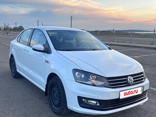 2016 Volkswagen Polo V Рестайлинг, белый, 800000 рублей, вид 2
