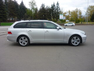 2009 BMW 5 серии 525xd V (E60/E61) Рестайлинг, серебристый, 1850000 рублей, вид 4