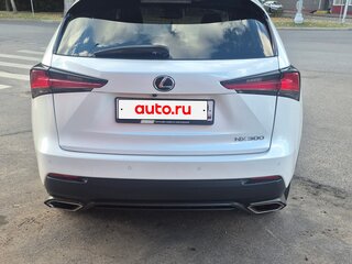 2019 Lexus NX 300 I Рестайлинг, белый, 3350000 рублей, вид 3