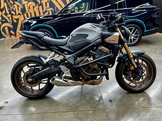 2024 Honda CB 650R, серебристый, 1150000 рублей, вид 2
