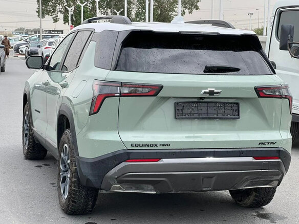 2025 Chevrolet Equinox IV, зелёный, 4100000 рублей - вид 6