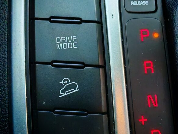 2020 Kia Sportage IV Рестайлинг, чёрный - вид 16