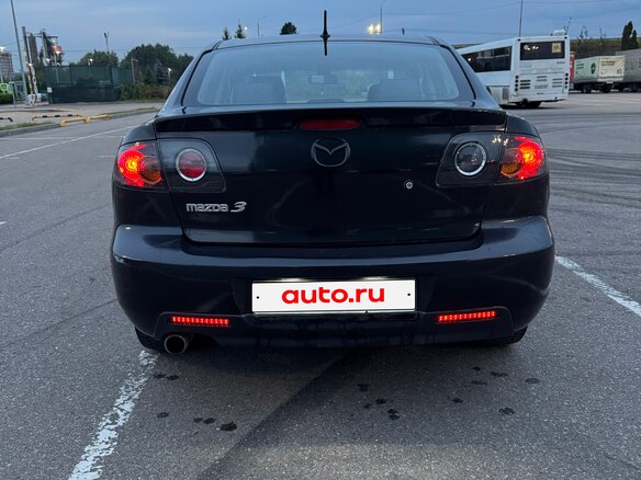 2005 Mazda 3 I (BK), чёрный - вид 4