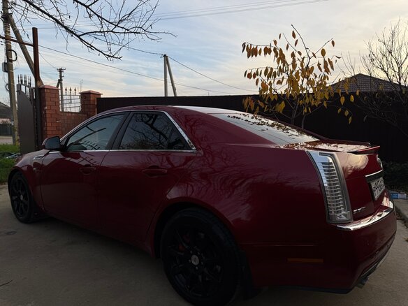 2009 Cadillac CTS II, красный, 990000 рублей - вид 3