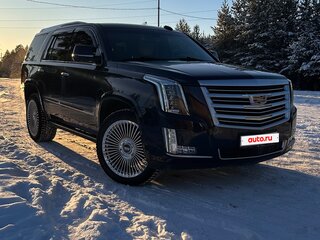 2018 Cadillac Escalade IV, синий, 5500000 рублей, вид 5