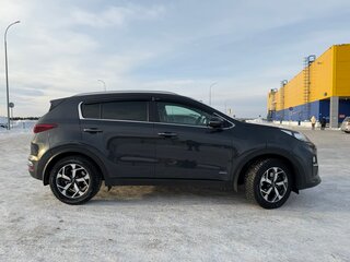 2020 Kia Sportage IV Рестайлинг, серый, 2350000 рублей, вид 4
