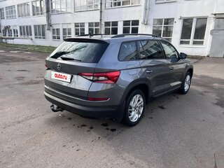 2018 Skoda Kodiaq I, серебристый, 1420000 рублей, вид 4