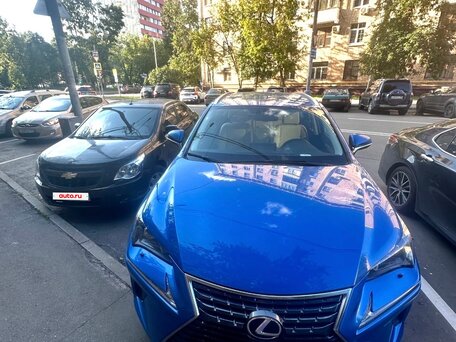 2019 Lexus NX 200 I Рестайлинг, синий, 3690000 рублей, вид 3