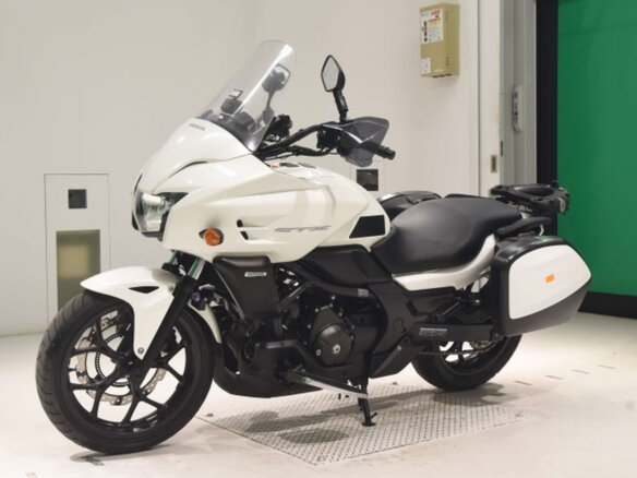 2013 Honda CTX 700, белый, 460000 рублей