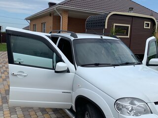 2015 Chevrolet Niva I Рестайлинг, белый, 695000 рублей, вид 5