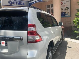 2016 Toyota Land Cruiser Prado 150 Series Рестайлинг 1, белый, 4499999 рублей, вид 4